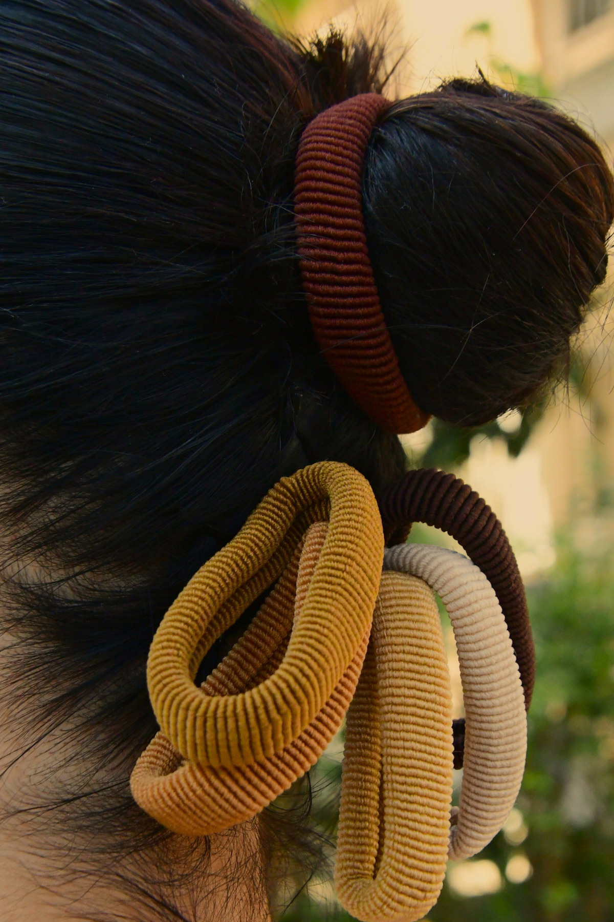 Kahve Tonlarda 6'lı Lastik Toka