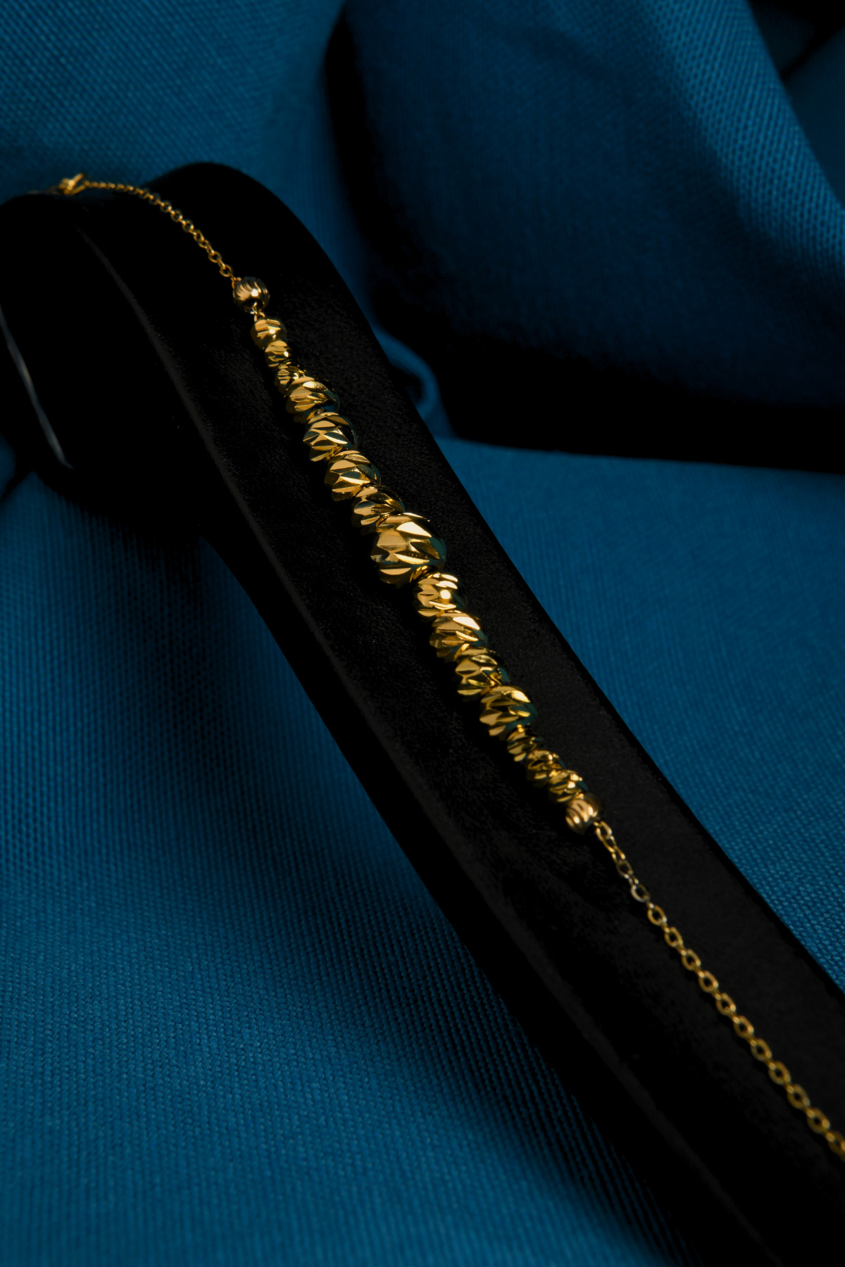 Küçükten Büyüğe Dizili Dorika Top Model Kadın Çelik Bileklik