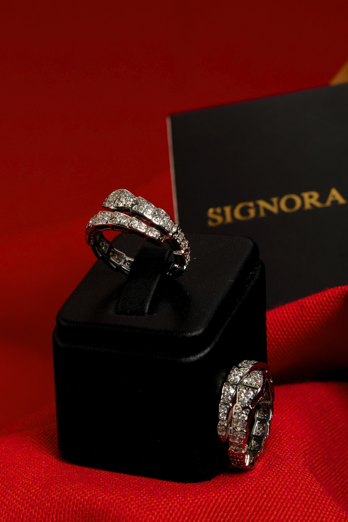 Üzeri Zirkon Taşlı Yılan Model Kalın Ayarlanabilir Çelik Görünümlü Xp Yüzük