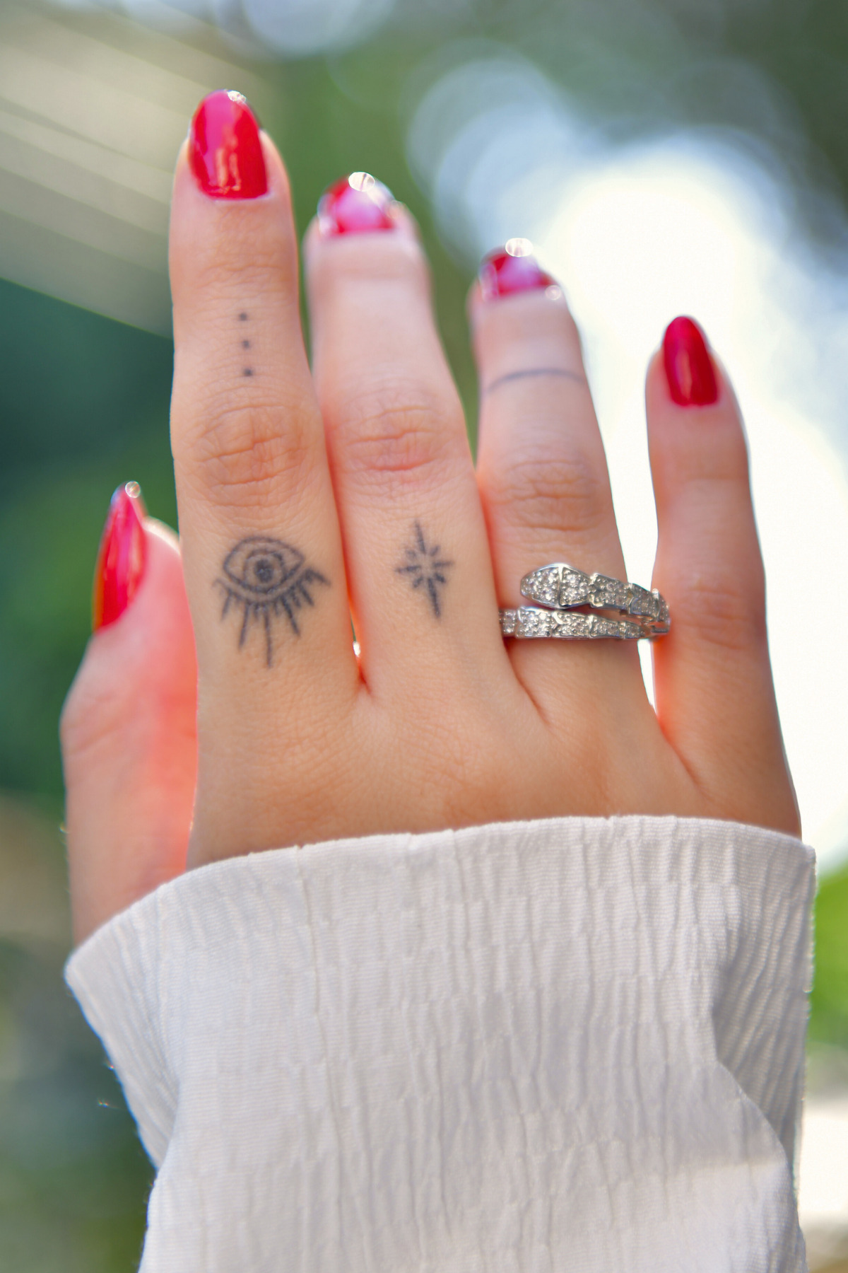 Üzeri Zirkon Taşlı Yılan Model Kalın Ayarlanabilir Çelik Görünümlü Xp Yüzük