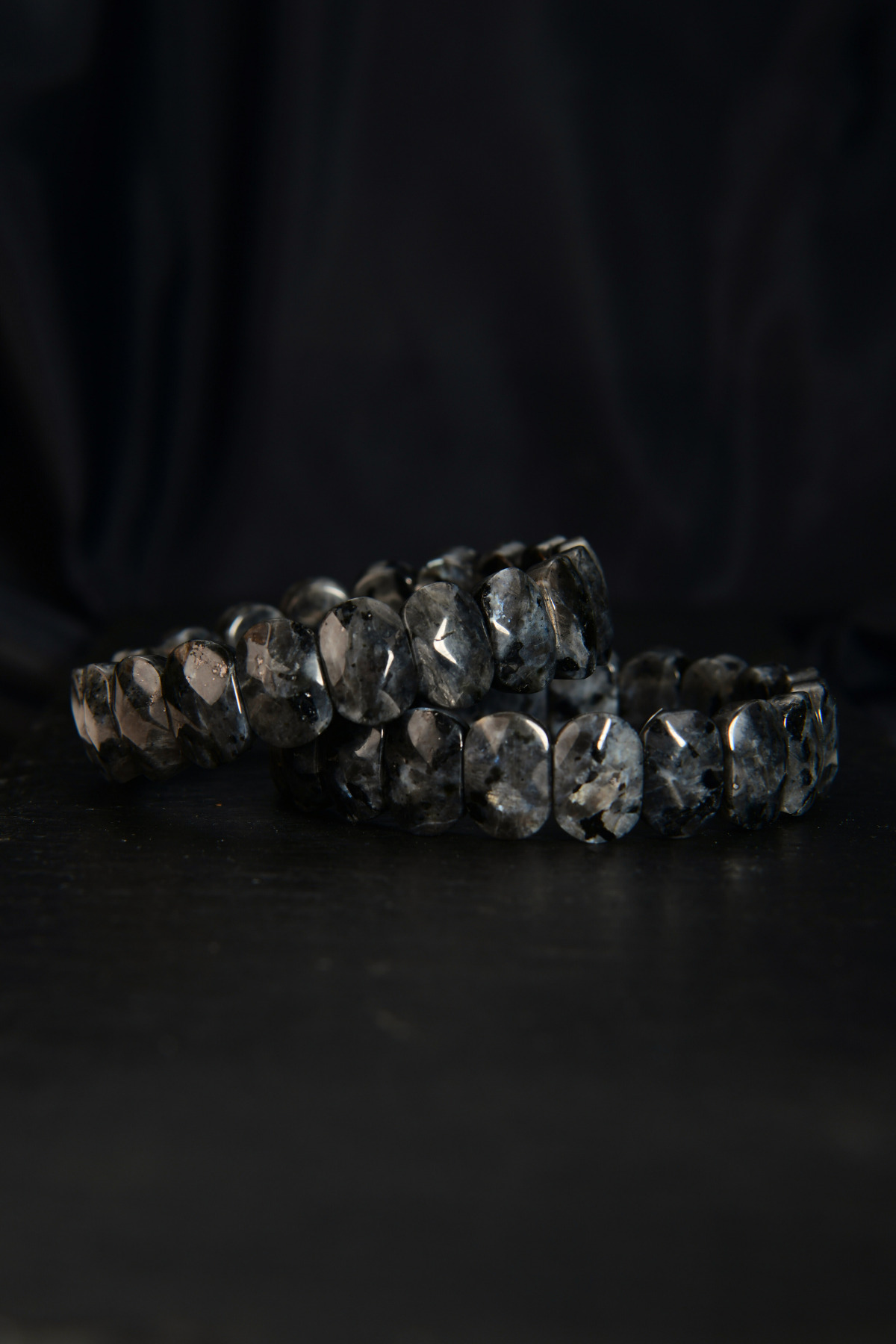 Spektrolit Özel Kesim Doğal Taş Unisex Bileklik