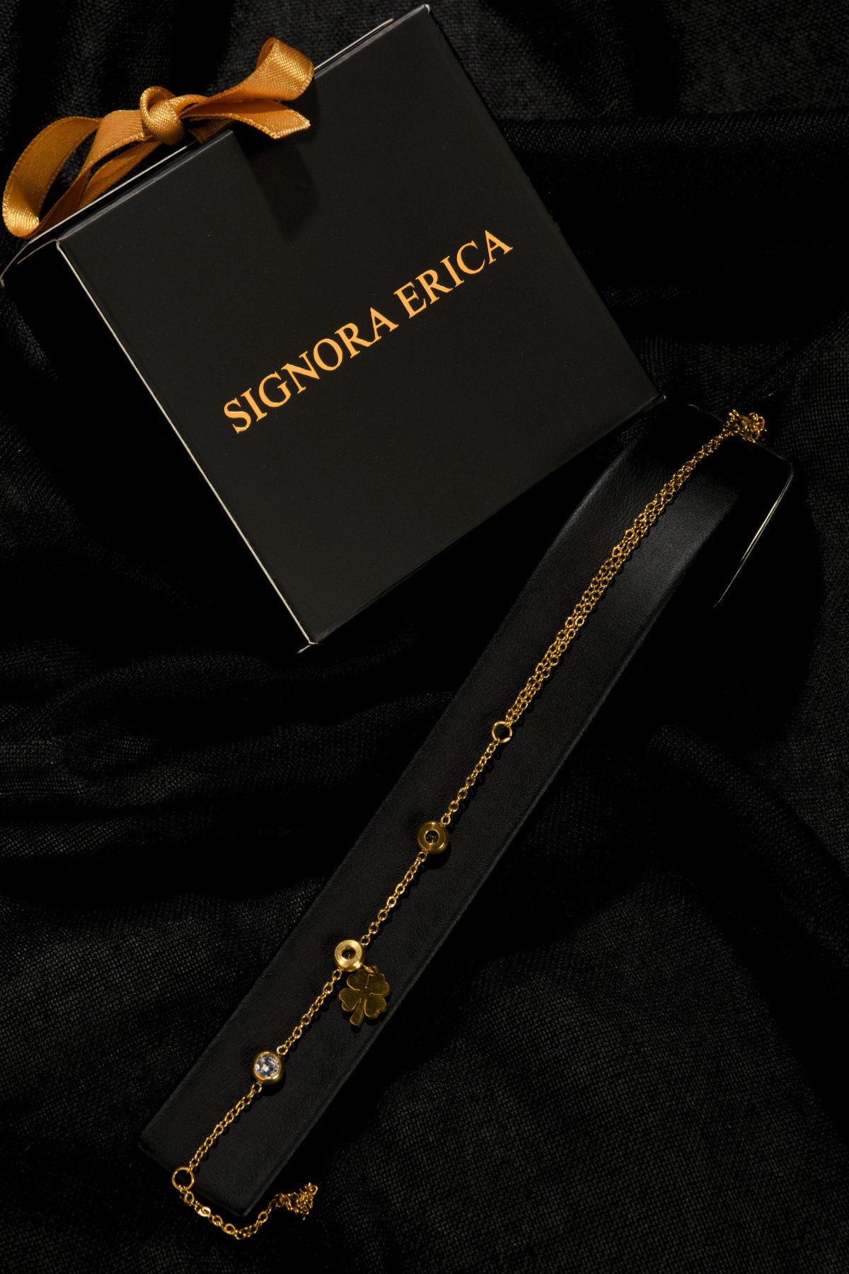 3 Zirkon Taşlı Yonca Model Sallantılı Kadın Çelik Şahmeran