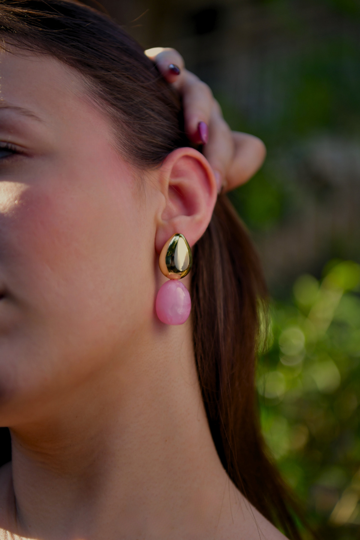 Pembe Mermer Taşlı Damla Model Şişme Kadın Çelik görünümlü Xp Küpe