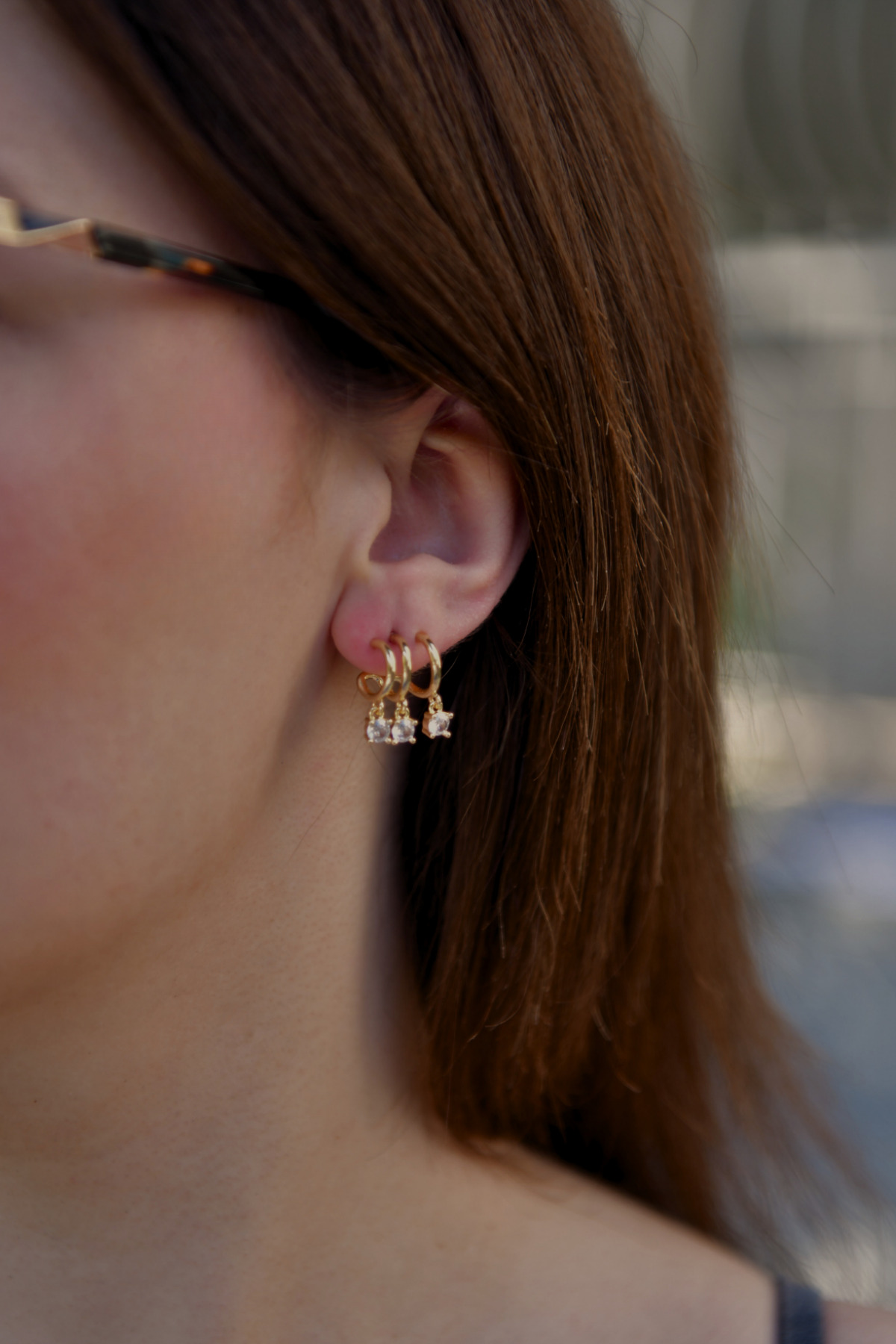 3 Yuvarlak Zirkon Taşlı Çiftli Kadın Çelik Küpe