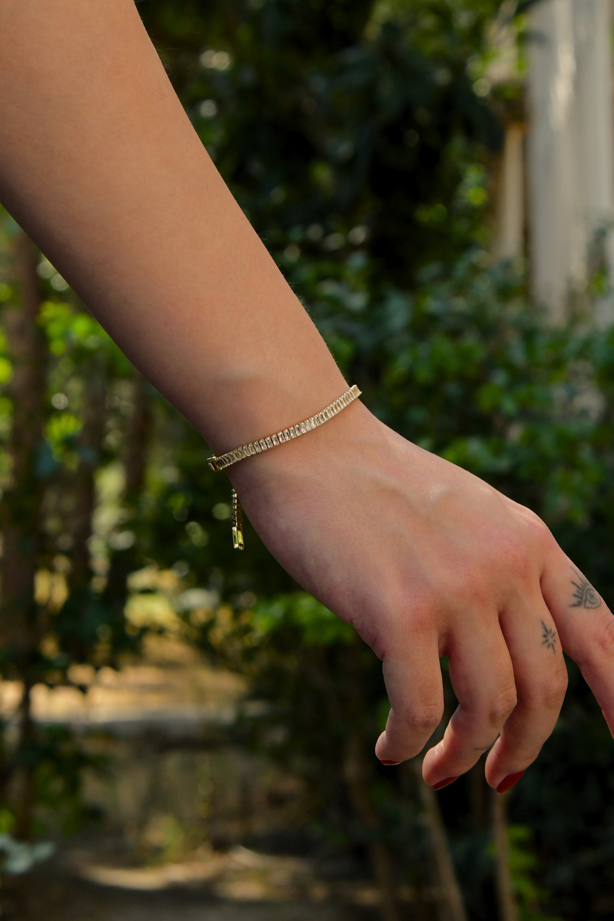 Dikdörtgen Sıralı Zirkon Taşlı Kadın Çelik Görünümlü Xp Zincir Bileklik