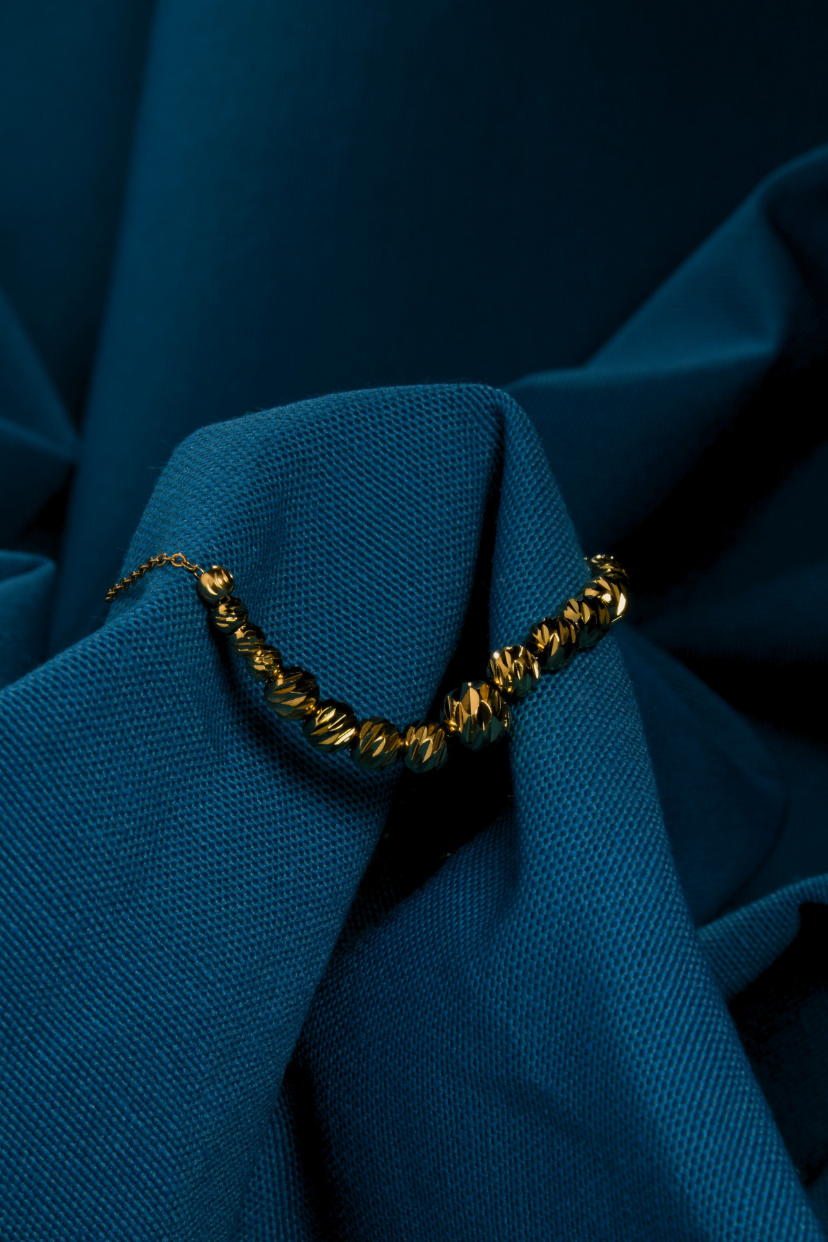 Küçükten Büyüğe Dizili Dorika Top Model Kadın Çelik Bileklik