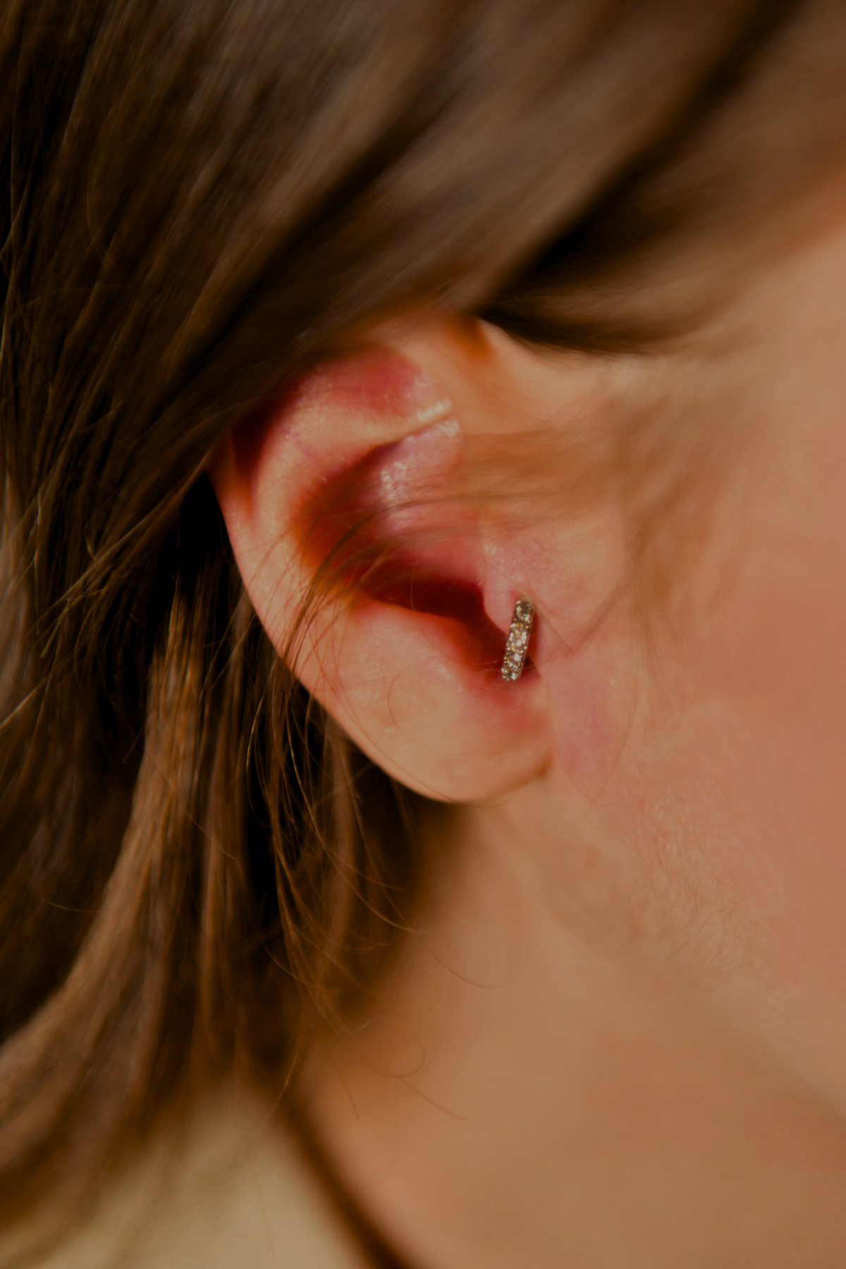 5 Sıra Taşlı Çelik Küpe